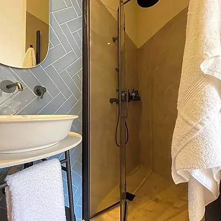 Sutrooms براغا